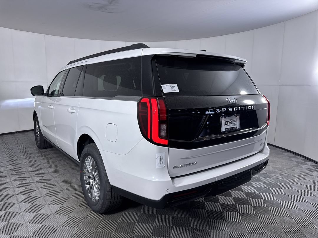New 2027 Star White Metallic Tri-Coat Ford Platinum image 25