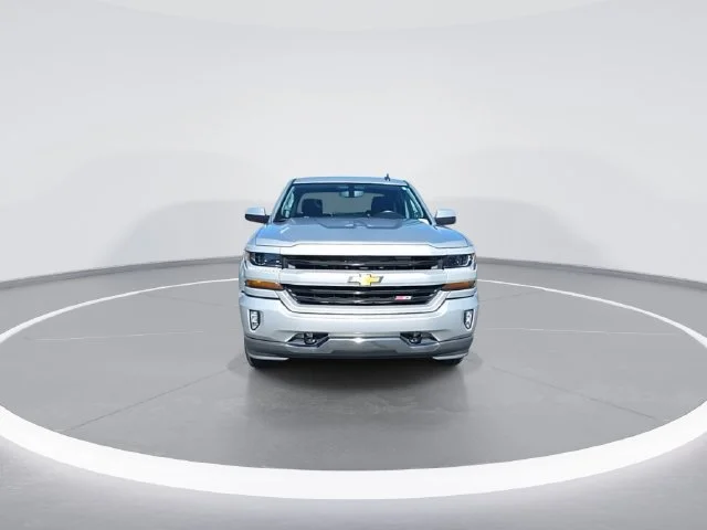 Used 2018 SILVER ICE METALLIC Chevrolet LT image 3