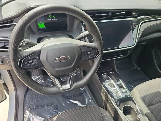 Used 2023 Silver Chevrolet LT image 16