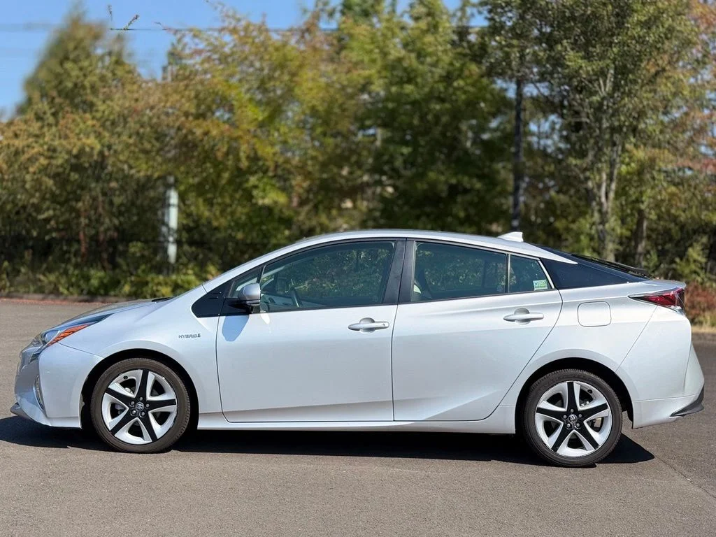 Used 2017 Silver Toyota Three Touring image 2