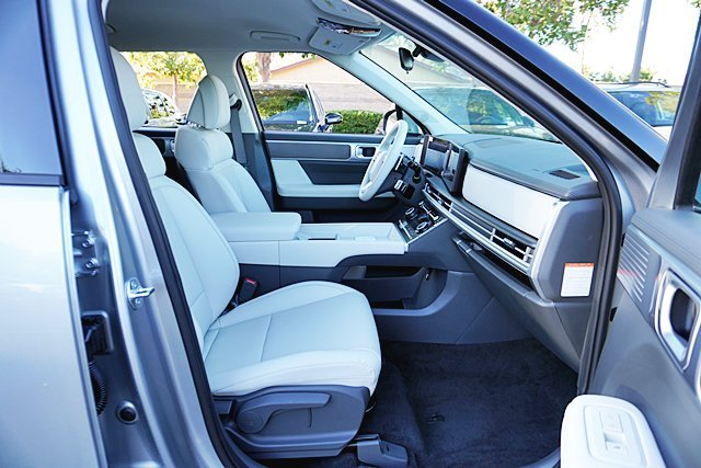 New 2026 Silver Hyundai SEL image 15