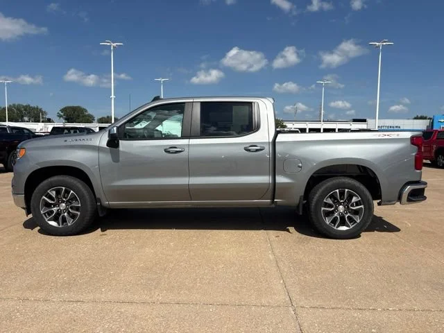 2024 Chevrolet Silverado 1500 LT - Photo 7