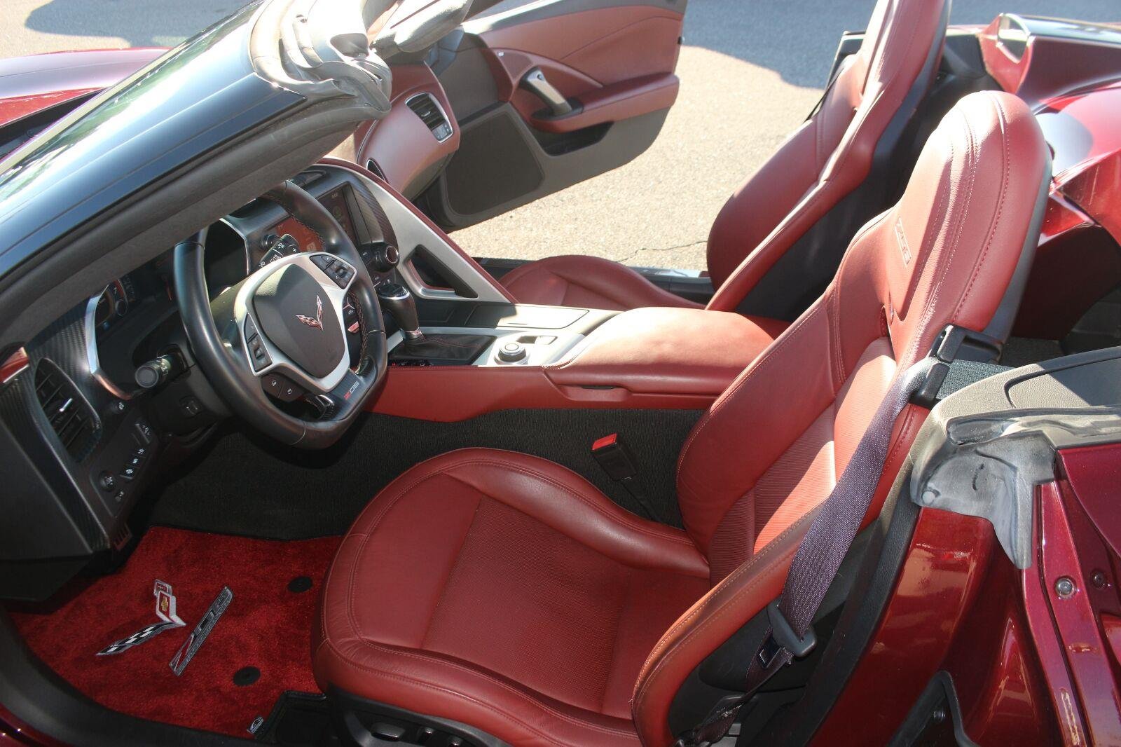 Used 2016 LONG BEACH RED METALLIC TINTCOAT Chevrolet Z06 3LZ image 17