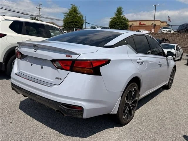 Used 2023 Gray Nissan 2.5 SR image 14