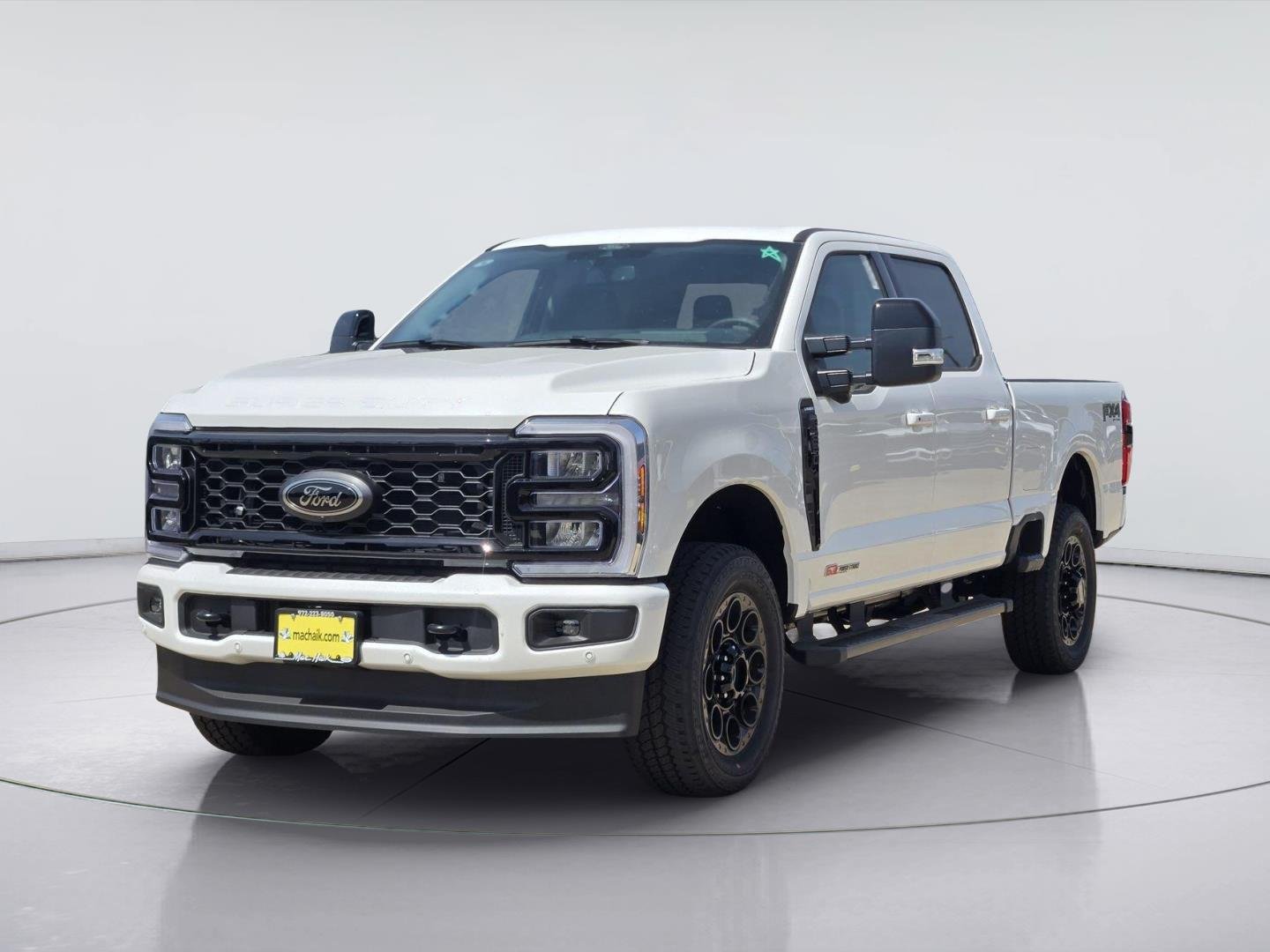 New 2026 Star White Metallic Tri-Coat Ford F-250® Lariat® image 2