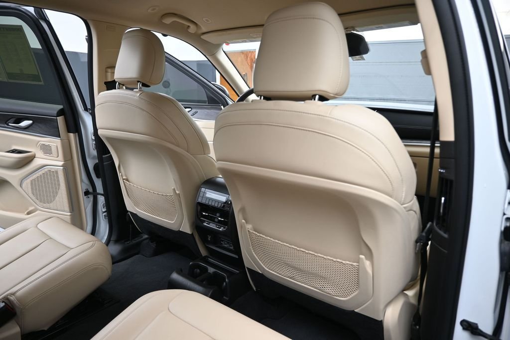 Used 2021 White Jeep Limited image 24