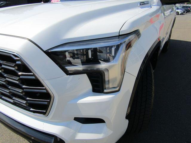 Certified Used 2023 WIND CHILL PEARL* Toyota  image 9