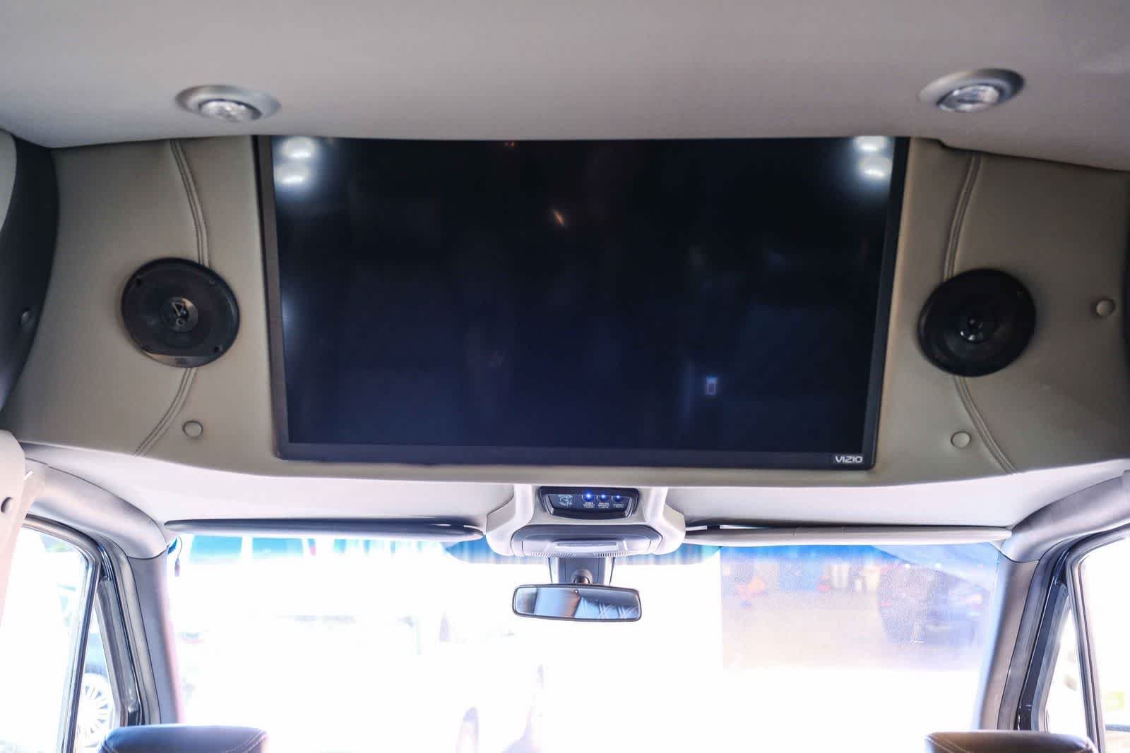 Used 2020 Jet Black Mercedes-Benz Cargo 170 WB image 29