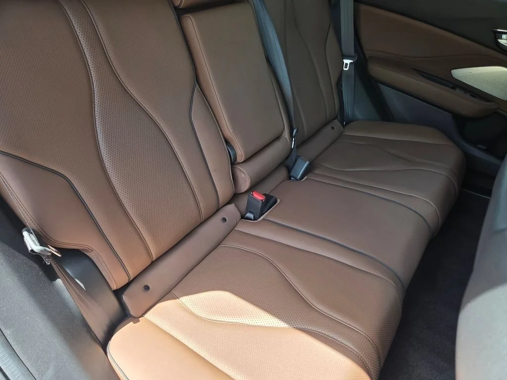 Used 2025 Liquid Carbon Metallic Acura w/Advance Package image 5