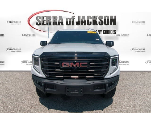 Used 2025 Summit White GMC AT4X image 3
