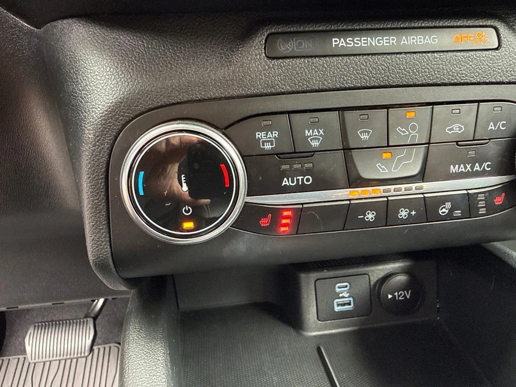 Used 2023 Blue Ford Active image 33