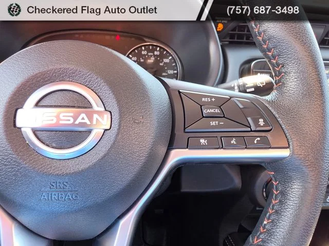 Used 2023 Super Black Nissan SR image 25
