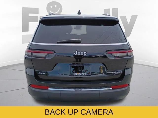 Used 2025 Black Jeep Laredo image 7