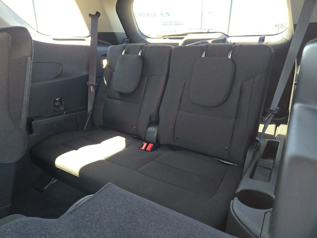 Certified Used 2023 Oxford White Ford XLT image 19