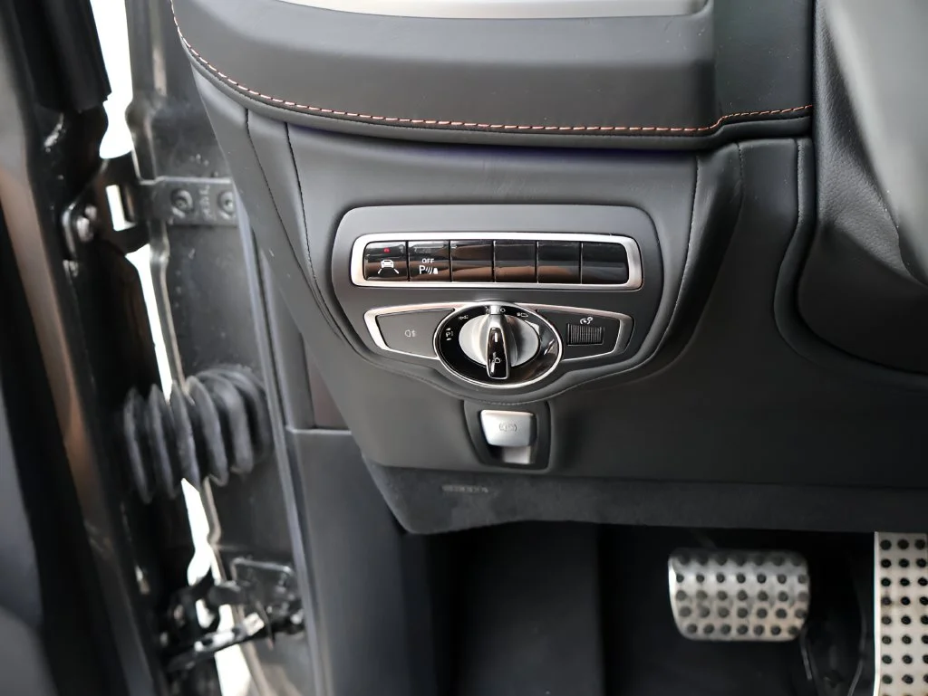 Certified Used 2022 MANUFAKTUR Graphite Metallic Mercedes-Benz G 63 AMG® image 37