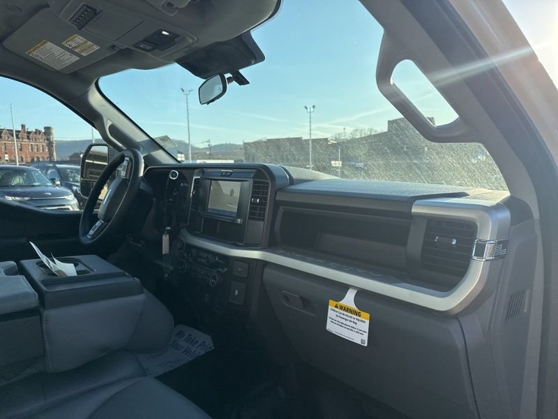 2025 Ford F-250 Super Duty XL - Photo 14