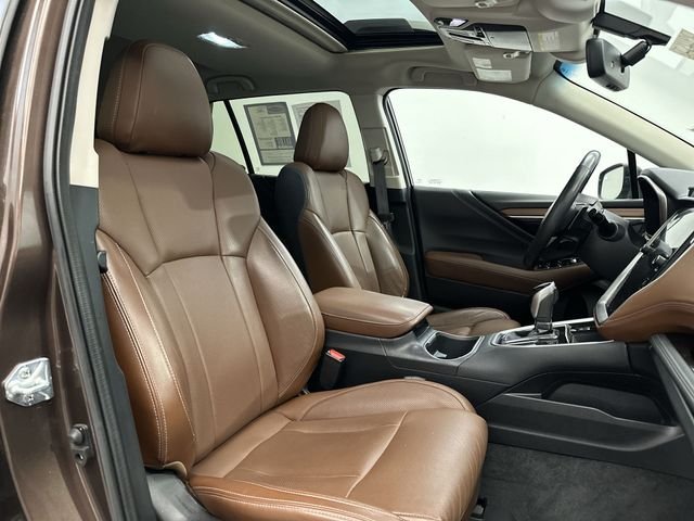 Used 2022 Brown Subaru Touring XT image 28