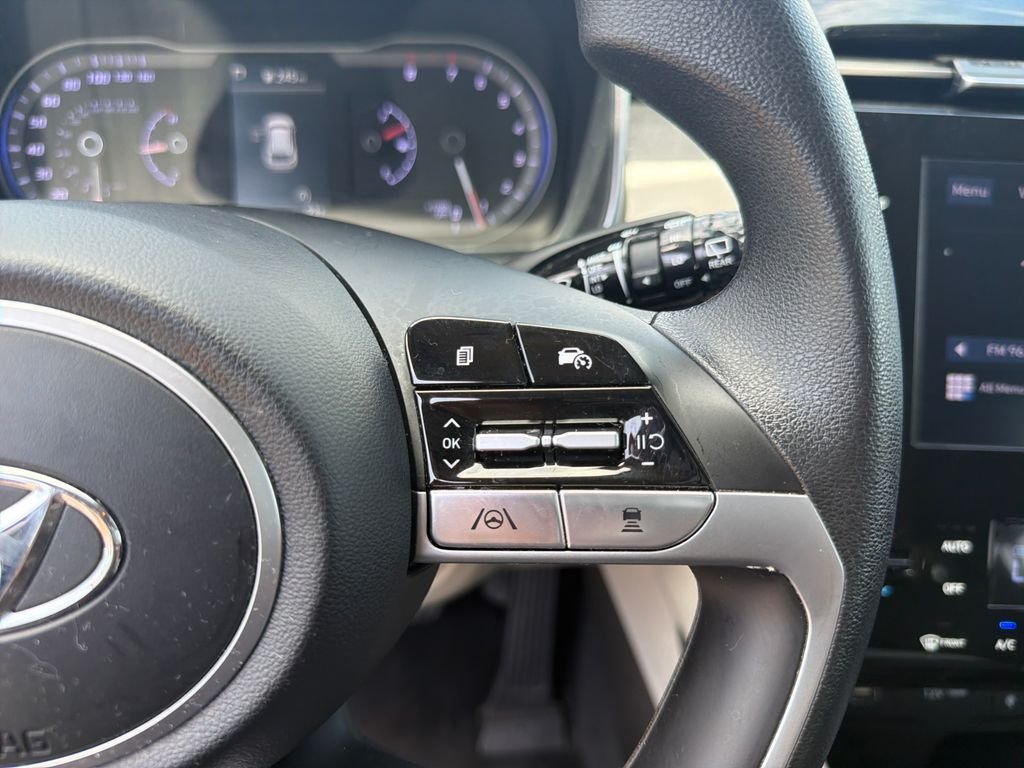Used 2024 Silver Hyundai SEL image 31