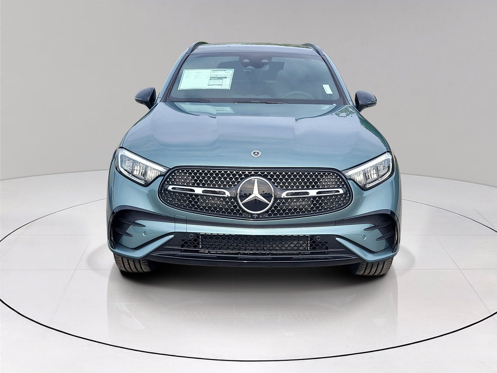 New 2026 Verde Silver Metallic Mercedes-Benz GLC 300 image 2