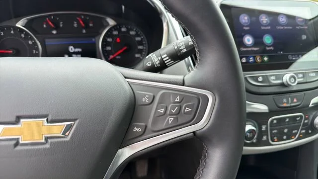 Used 2023 Summit White Chevrolet LT image 21