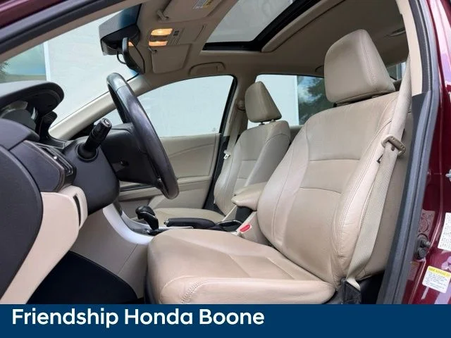Used 2013 Red Honda EX-L image 18