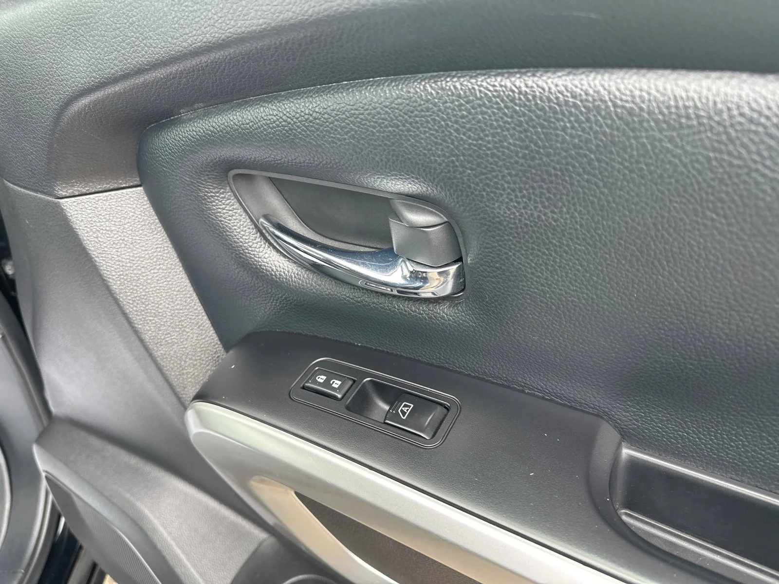 Used 2017 Black Nissan SV image 41
