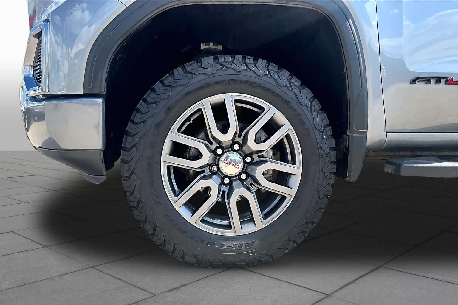Used 2020 Satin Steel Metallic GMC AT4 image 11