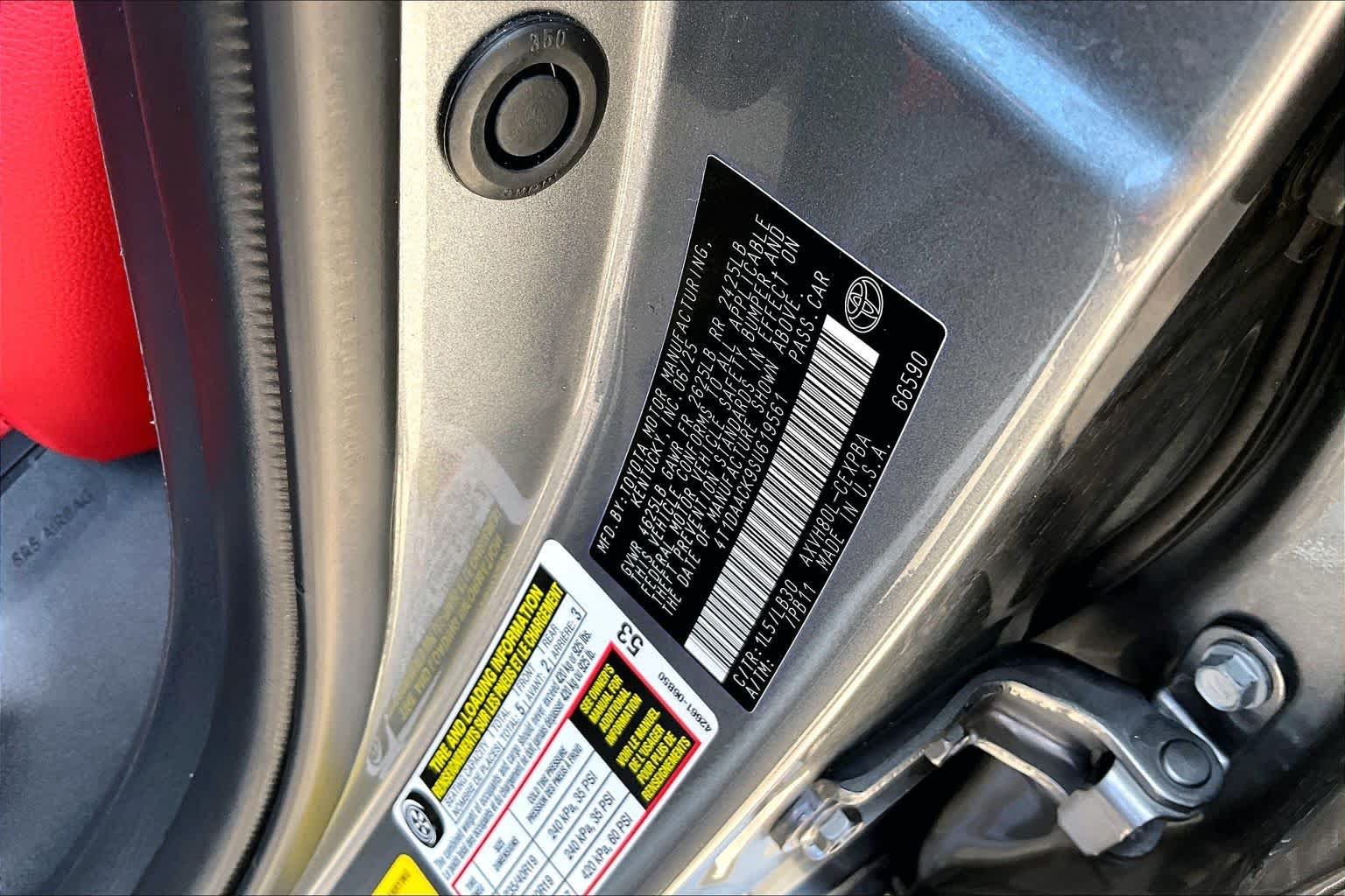 Used 2025 Heavy Metal Toyota XSE image 34