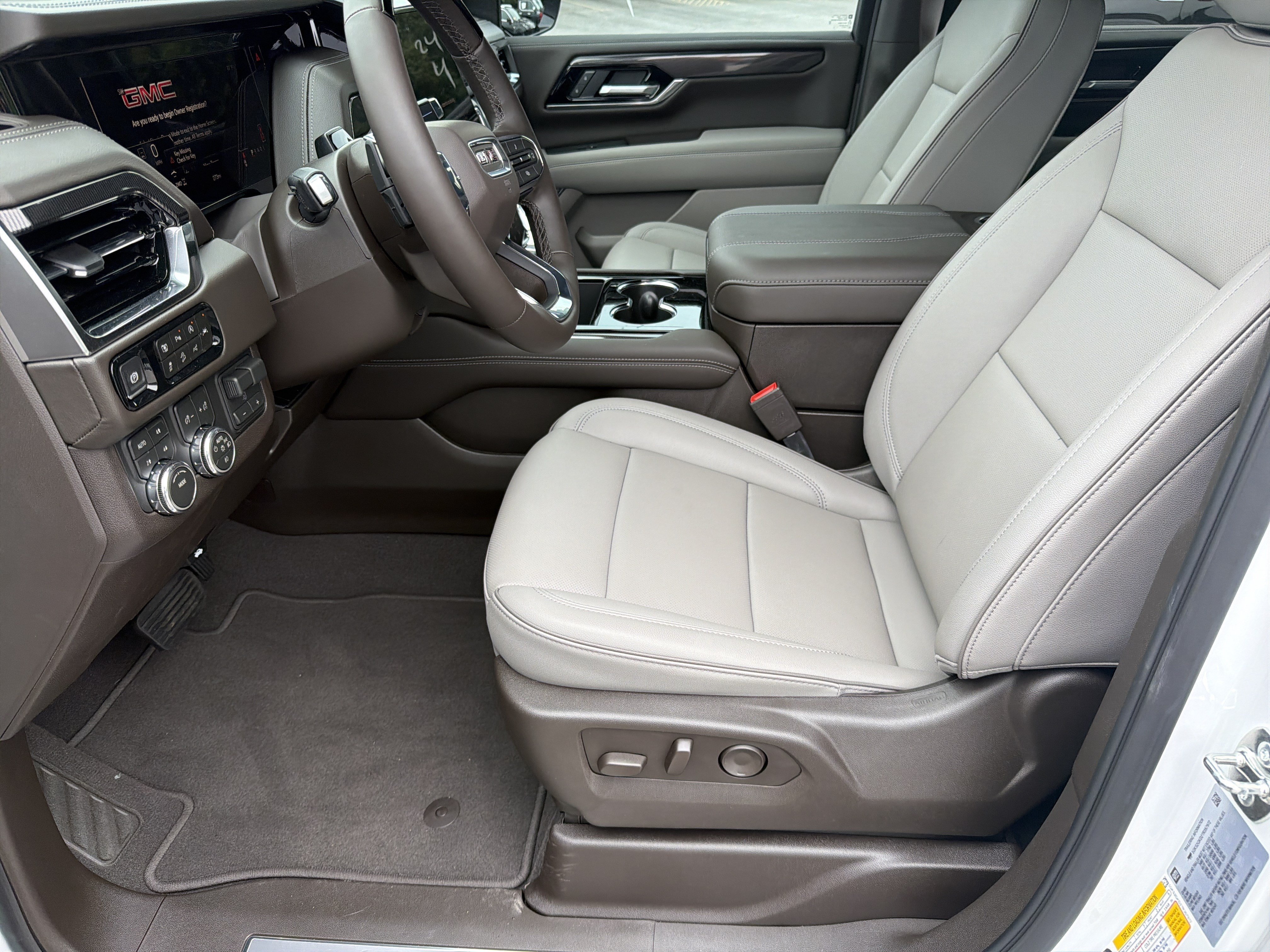 2026 GMC Yukon XL Elevation - Photo 9