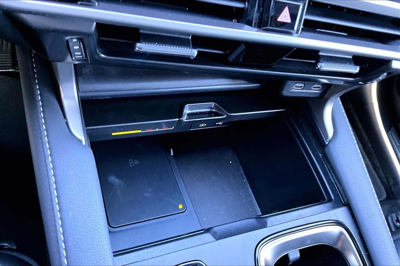 Certified Used 2025 Iridium Lexus Premium image 33