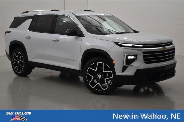 New 2026 Polar White Tricoat Chevrolet High Country image 13