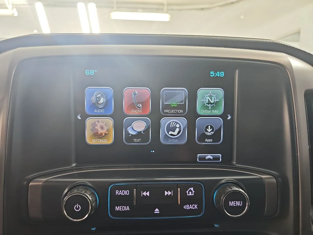 Certified Used 2018 White GMC SLT image 26