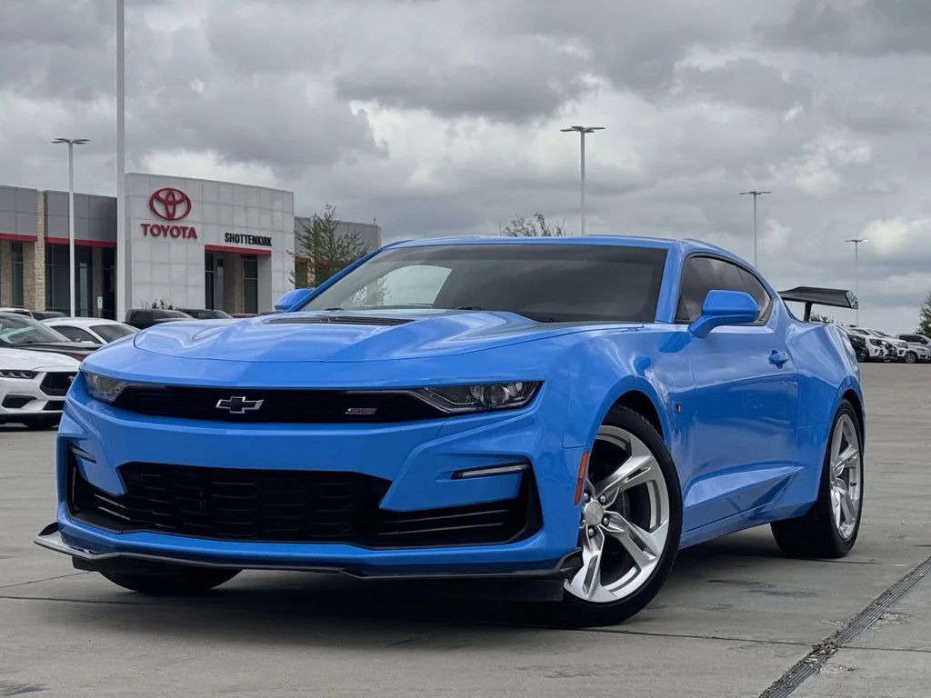Used 2023 Blue Chevrolet SS image 2