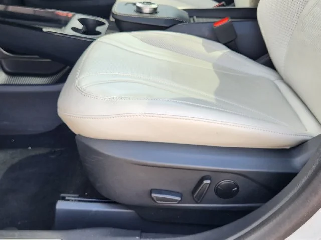 Used 2023 Space White Metallic Ford Premium image 26
