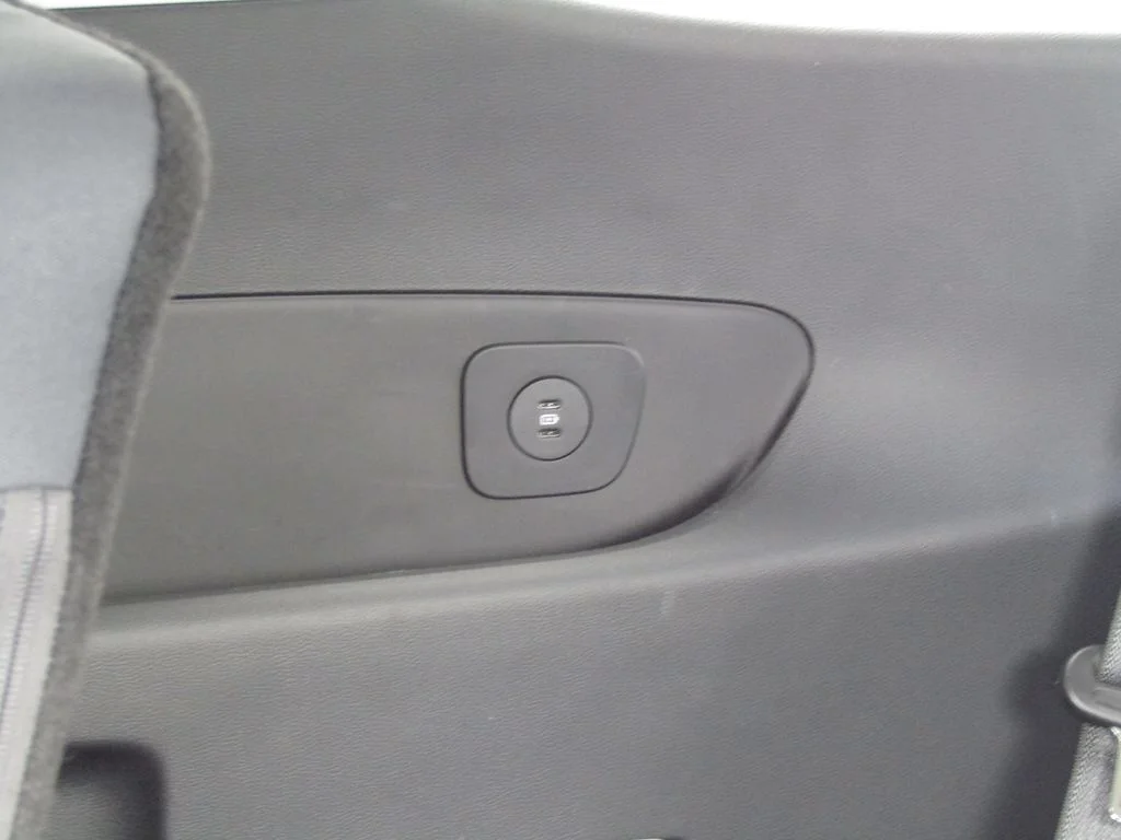 New 2026 Agate Black Metallic Ford Active image 38