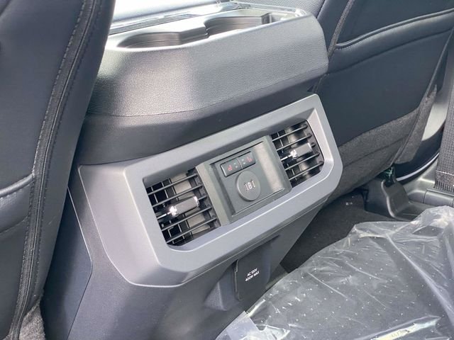New 2026 Glacier Gray Metallic Tri-Coat Ford Lariat image 6