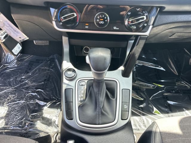 Used 2021 Orange Kia S image 18