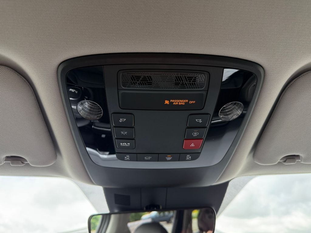 New 2026 Ceramic Silver Kia EX image 25