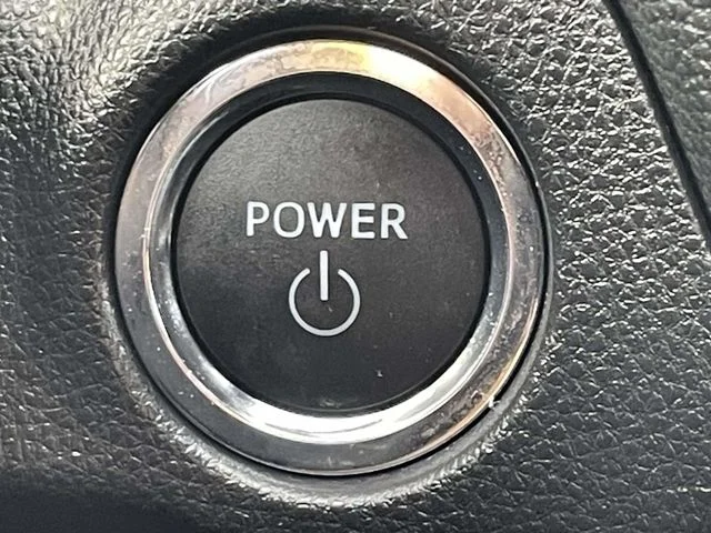 Certified Used 2025 Ice Toyota XLE image 24
