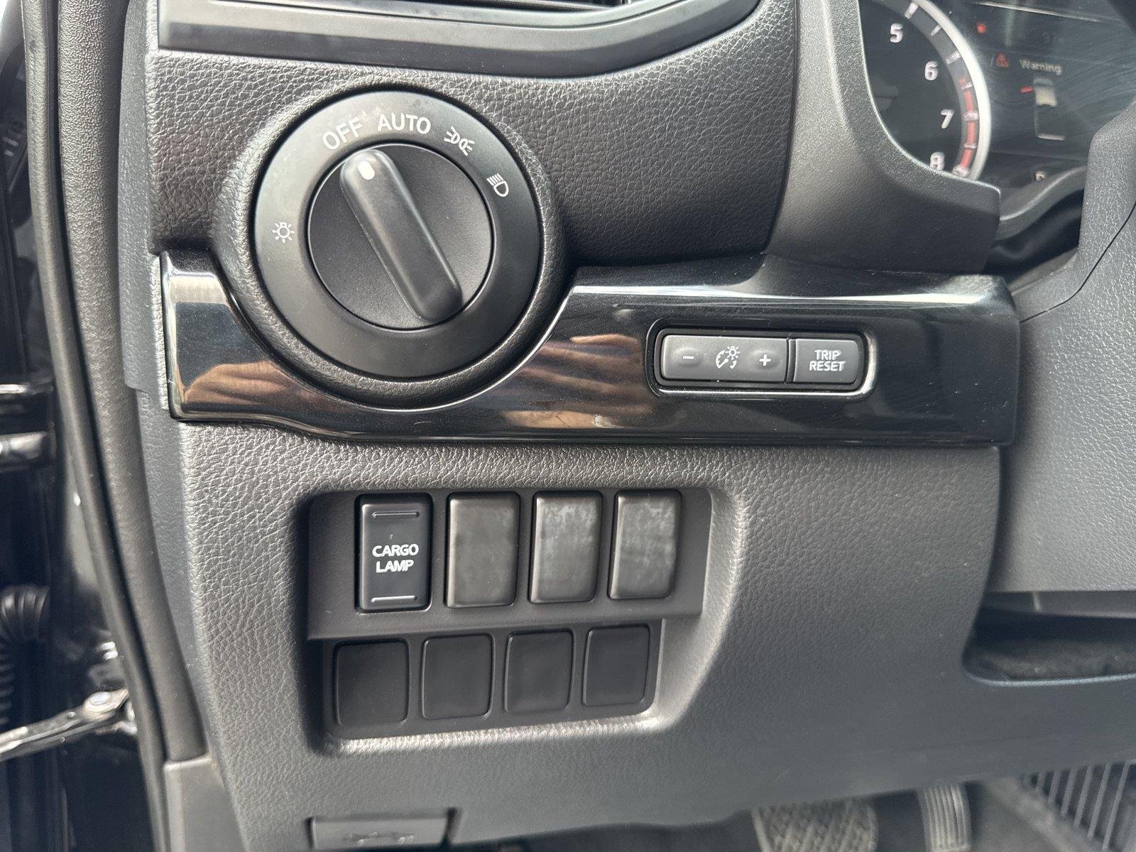 Used 2022 Super Black Nissan SV image 19