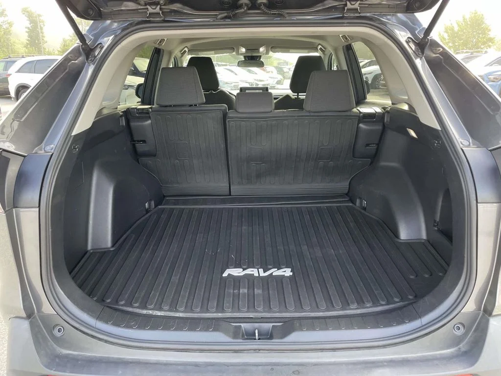 Used 2022 Magnetic Gray Metallic Toyota LE image 32