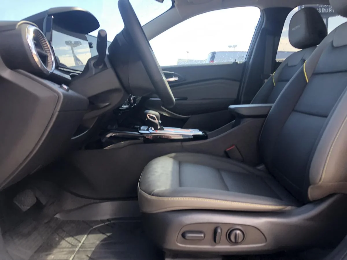 New 2026 Grey Chevrolet Fwd 4dr Activ image 11