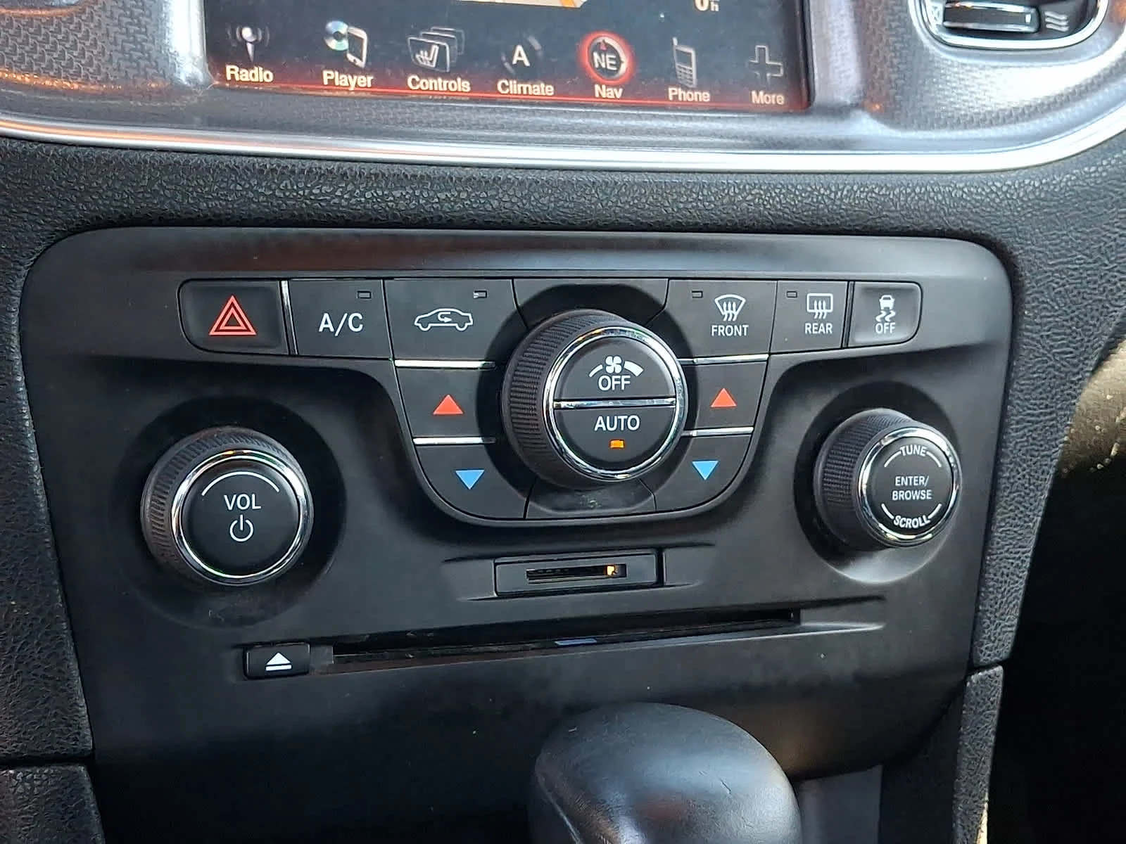 Used 2014 Granite Crystal Metallic Clearcoat Dodge RT Max image 18