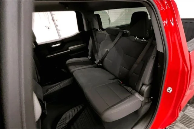 Used 2023 Cardinal Red GMC Pro image 24
