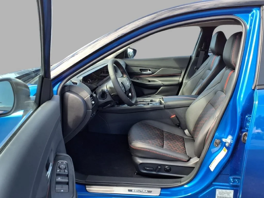 New 2027 Bluestone Pearl / Super Black Two-tone Nissan SR Midnight Edition image 20