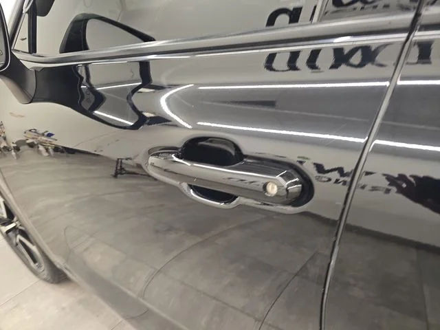 Used 2021 Midnight Black Metallic Toyota XSE image 21