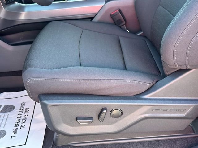 New 2026 Oxford White Ford XLT image 16