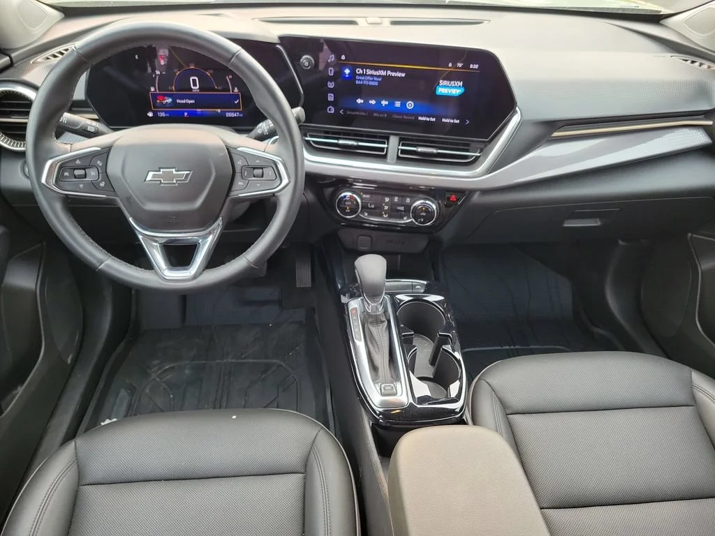 Used 2024 Cacti Green Chevrolet ACTIV image 19