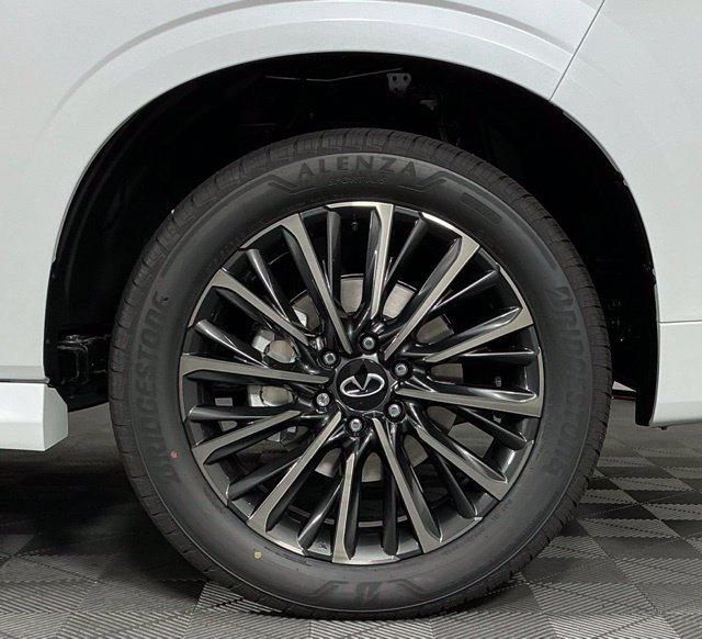 New 2027 White INFINITI Autograph 4WD image 10