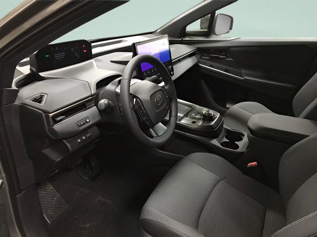 Certified Used 2026  Toyota XLE image 34